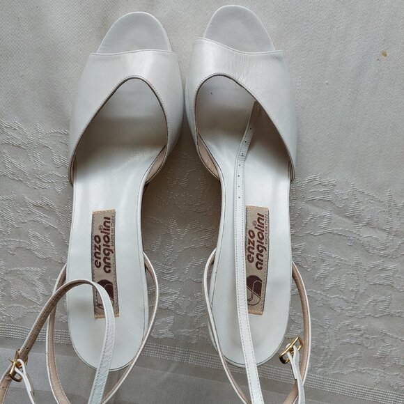 Enzo Angiolini Heels Italy, White, Size 7 - Picture 5 of 6